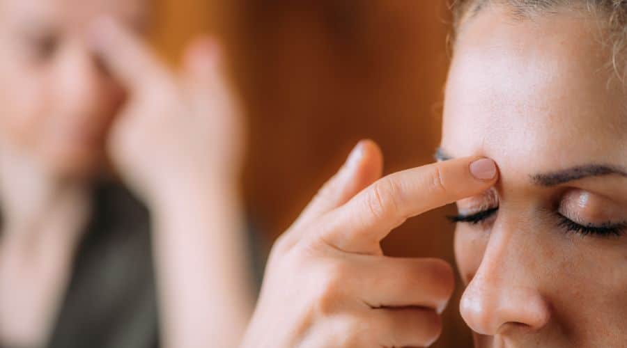 Guide to EFT Tapping: A Gentle Technique to Release Emotional Blocks